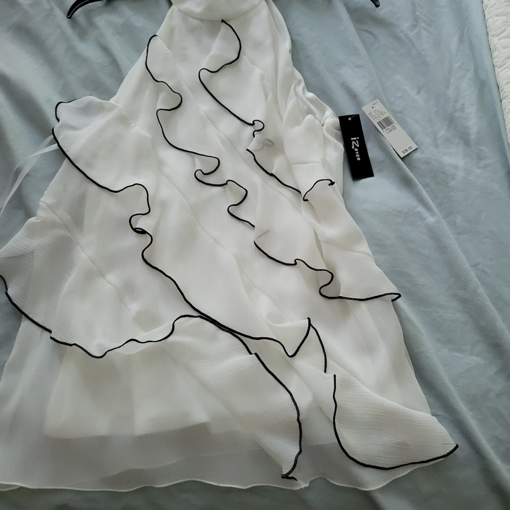 Halter top - Picture 3 of 4